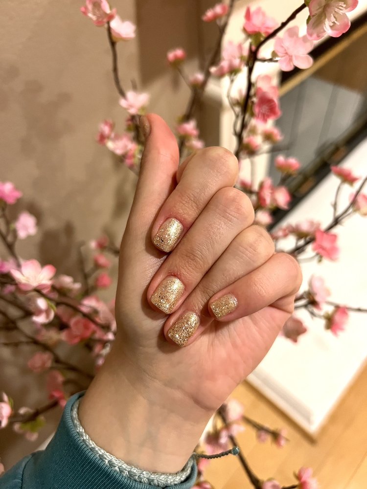 HOLLY’S NAIL BAR 117 Photos & 55 Reviews 14077 Newport Ave, Tustin