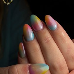 LP Luxury Nail Lounge