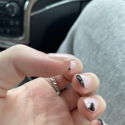 Leisy Nail Salon & Spa