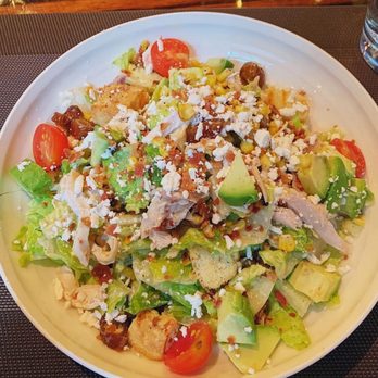 Roanoke - Chopped salad - Cocktail Bars Near Me - Chicago, Illinois