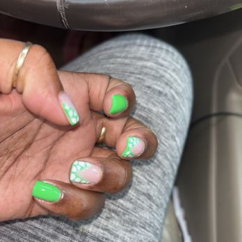 Vo5 - Nail Salons Near Me - Dublin, Georgia