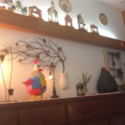 Villa Donna Bistrô - Fundo do restaurante. A comida tinha sido degustada a muito tempo.