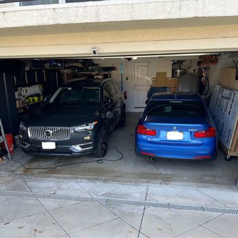 Epoxy Flooring - Garage floor before - Flooring Near Me