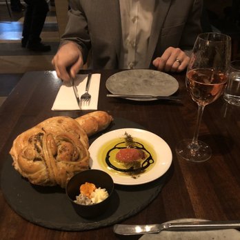 Doris Metropolitan - Bread service - Steakhouses Near Me - Houston, Texas Doris Metropolitan - Bread service - Steakhouses Near Me - Houston, Texas