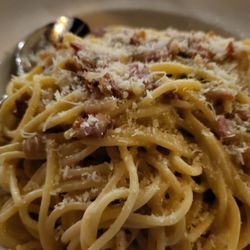 Giorgio's - Off-menu Spaghetti Carbonara (amazing)