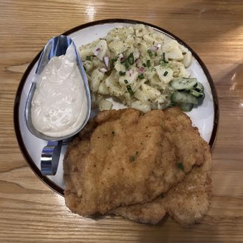 Café Berlin - Rahm Schnitzel - German Near Me - Las Vegas, Nevada