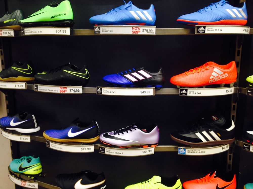 modell's sneaker store