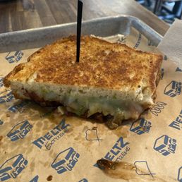 Caprese Grilled Cheese Caprese Grilled Cheese