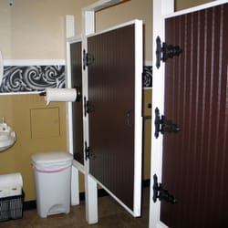 Feisty Goat Pub - Very clean bathrooms, with amazing, hand-painted decor.