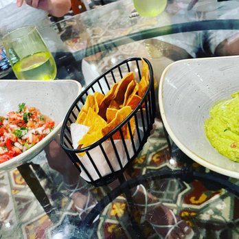 Agave - Guacamole and salsa - Mexican Near Me - Cancún, ROO