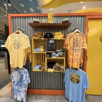 The Sunrise Shack - Ala Moana - Merch - Juice Bars & Smoothies Near Me - Honolulu, Hawaii The Sunrise Shack - Ala Moana - Merch - Juice Bars & Smoothies Near Me - Honolulu, Hawaii