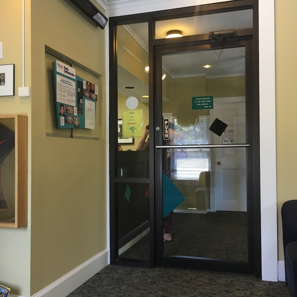 Yarmosky Louis M MSD - Office - Pediatric Dentists Near Me - Great Barrington, Massachusetts Yarmosky Louis M MSD - Office - Pediatric Dentists Near Me - Great Barrington, Massachusetts