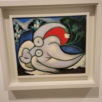 Museu Picasso Librería - Reclining Women - Bookstores Near Me - Barcelona, B