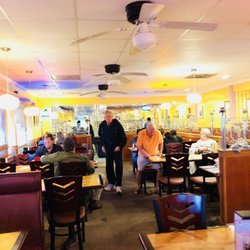 King Buffet - Very clean inside and nice service! They also accepted the big party!