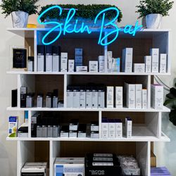 Valley Aesthetics Institute: Glendale - Skin Bar