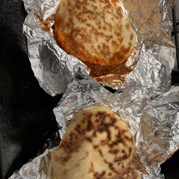 Top : Desherbada en Rojo  Bottom: Frijol con Queso