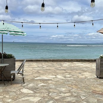 Barefoot Beach Cafe - Breakfast & Brunch Near Me - Honolulu, Hawaii