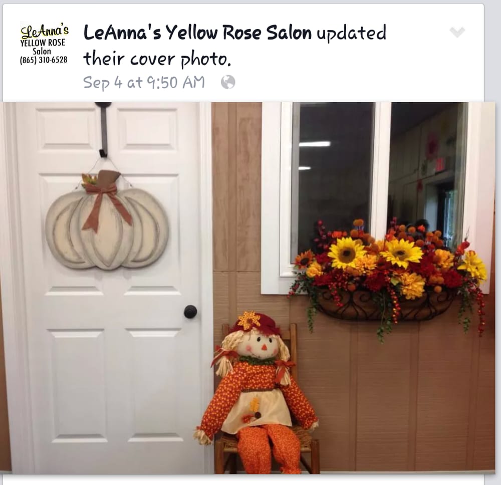 LeAnna's Yellow Rose Salon Logo