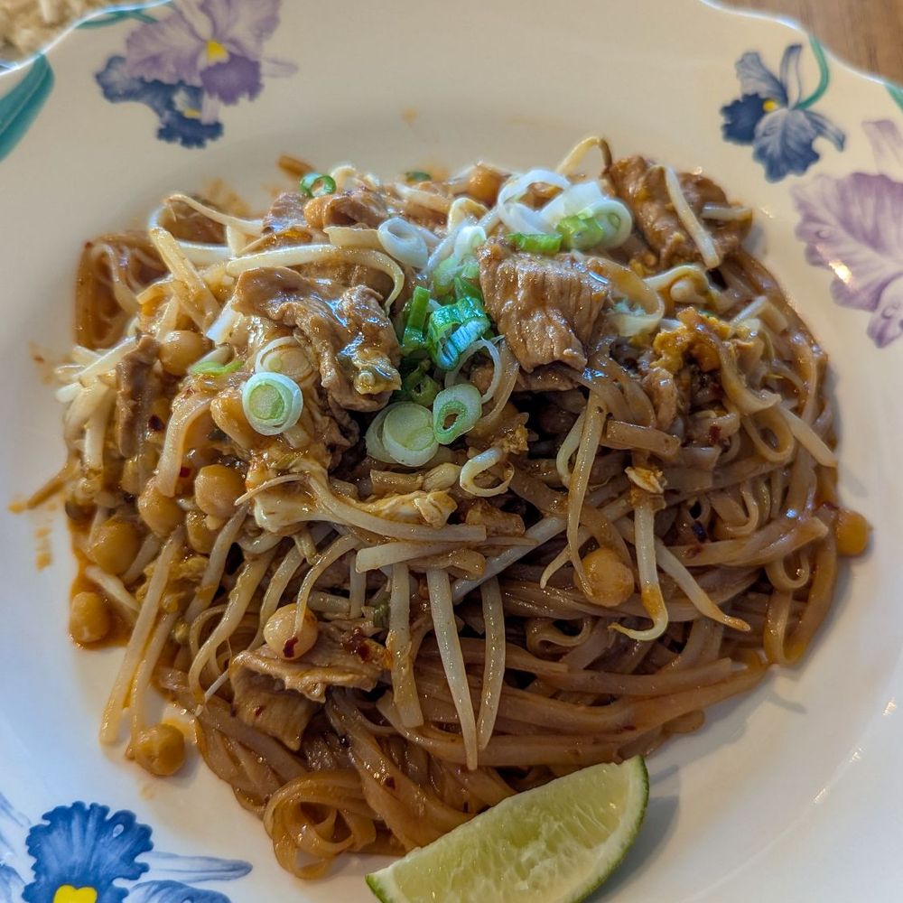 Ni Burmese - Kat kyi kaik - spicy Burmese fried noodle dish (we chose pork) - Burmese Near Me - Milwaukee, Wisconsin Ni Burmese - Kat kyi kaik - spicy Burmese fried noodle dish (we chose pork) - Burmese Near Me - Milwaukee, Wisconsin