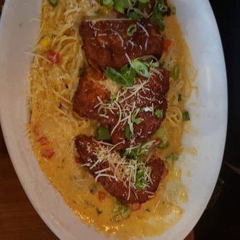 Maggie McFly's - New American Near Me - Virginia Beach, Virginia
