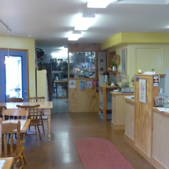 Bread & Roses Bakery - now a place to sit and taste the pastries - Bakeries Near Me - Yachats, Oregon Bread & Roses Bakery - now a place to sit and taste the pastries - Bakeries Near Me - Yachats, Oregon