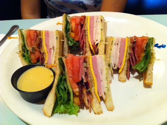 Lucille's American Cafe by null