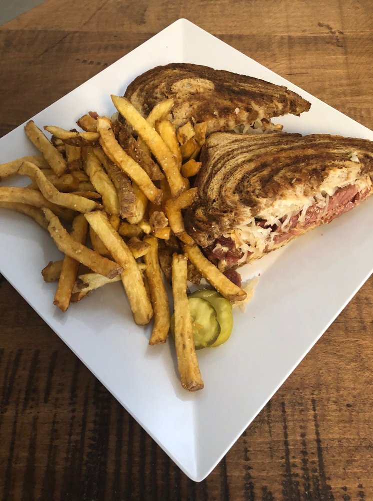 WHISTLER’S AMERICAN BISTRO Updated September 2024 1314 Centre St