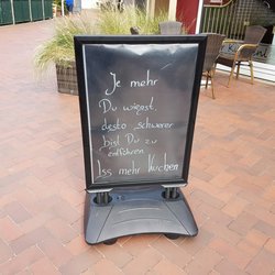 der Kuchenladen - Wie wahr, wie wahr... Werbung vor der Tür