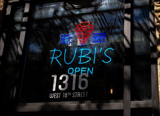 Rubi’s Tacos by null