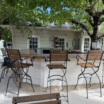 Calistoga Depot - Courtyard - Pizza Near Me - Calistoga, California