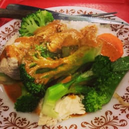 Photo of Thairish - Baltimore, MD, United States. Chicken massaman