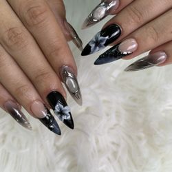 Lume Nails & Spa