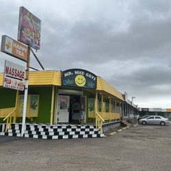 Staples Massage