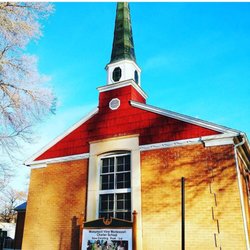 Monument View Montessori - A new Public Charter School following the Montessori method, serving children pre-k through 3rd grade. (4th grade to be added Fall 2018!)
