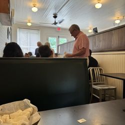Wallace Station Deli and Bakery - Country Store vibes