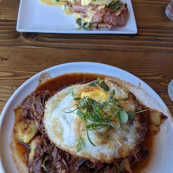 CRAFTkitchen - Shortrib hash, craft benedict, creme brulee french toast, and chicken and waffles! - New American Near Me - Henderson, Nevada
