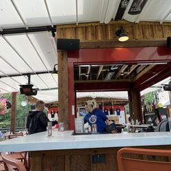 Manny's Parkside - Bar