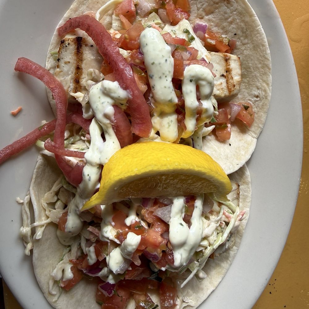 Duffy's Esperanza - Grilled fish tacos - Burgers Near Me - Vieques, Puerto Rico