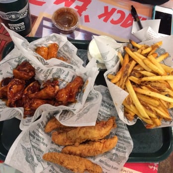 Wingstop - Chicken Wings Near Me - Puyallup, Washington