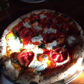 Roberta's - Bee sting! Best pizza ever!!! - Pizza Near Me - Brooklyn, New York