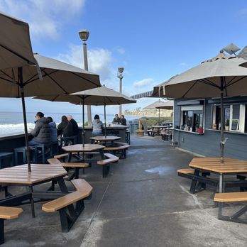 Young's Beach Shack - Outside area to eat. - Breakfast & Brunch Near Me - Dana Point, California