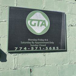 Gta Gifford Truck & Auto - Company sign