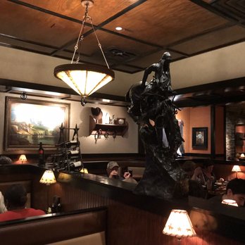 LongHorn Steakhouse - Bar area - Steakhouses Near Me - Newnan, Georgia