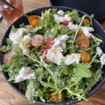 N° 900 - Arugula salad to share - Pizza Near Me - Montreal, Quebec