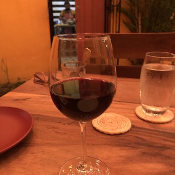 Lou's - Nice pour of Cabernet - Mexican Near Me - Centro, YUC Lou's - Nice pour of Cabernet - Mexican Near Me - Centro, YUC