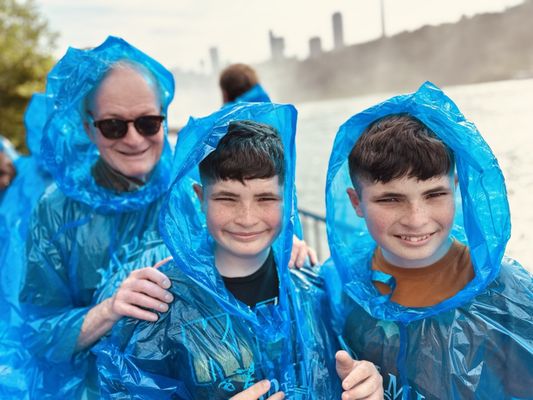 Maid of the Mist by null