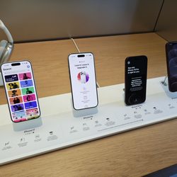Apple Pasadena - IPhone