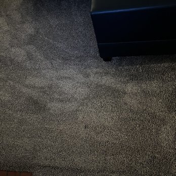 Tomazin Carpet Cleaning - Heavy traffic area with 20 year old carpet. He really gets it clean! - Carpet Cleaning Near Me - Lake Elsinore, California