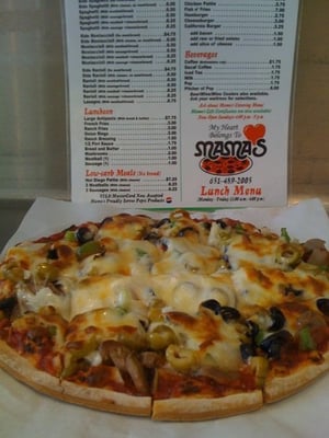 Mama's Pizza by null