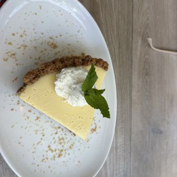 Oceanic - Key Lime Pie EXCELLENT - Seafood Near Me - Pompano Beach, Florida